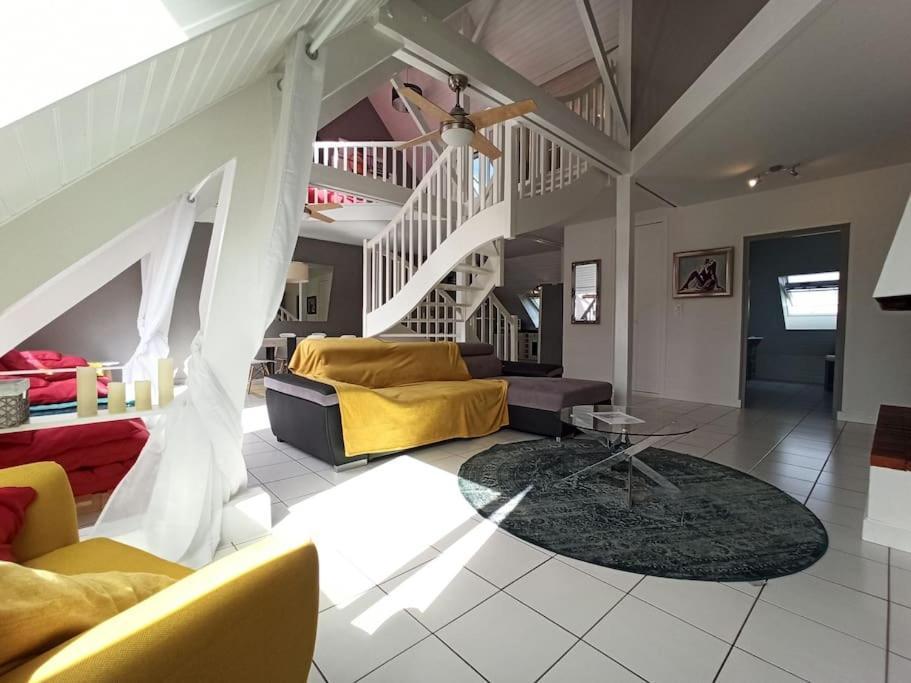 Appartement Superbe loft 90m² proche parc expo Nantes  Extérieur photo